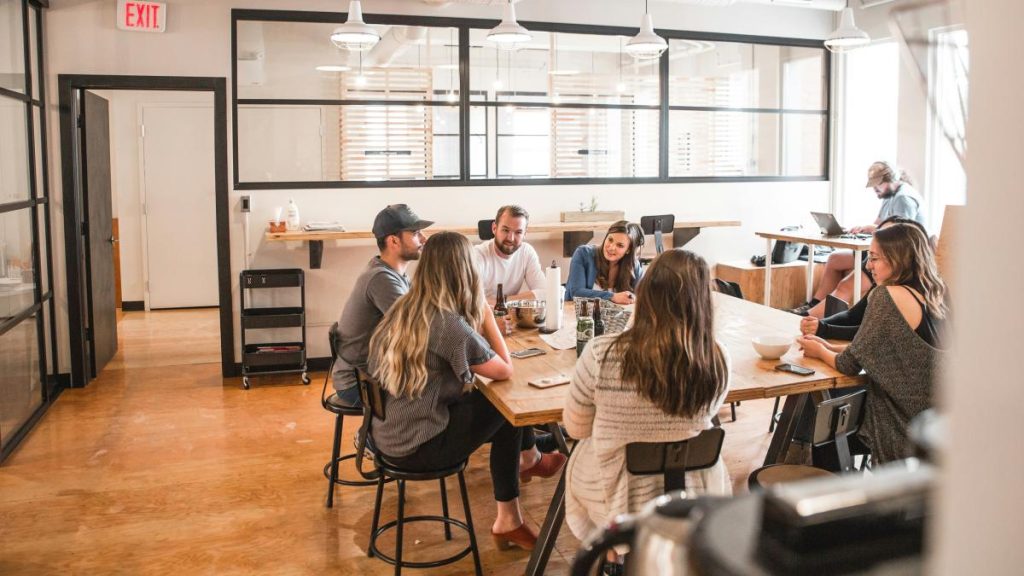 Reunions-d-entreprise-conseils-pour-les-rendre-plus-efficaces-67d42e1c5e941